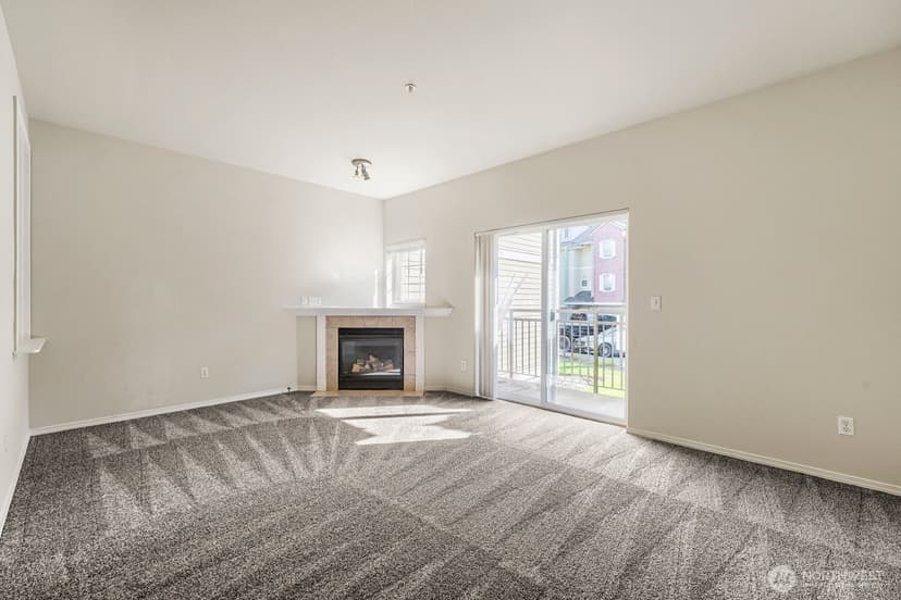 Property photo for 1800 NE 40th Street #F3, Renton photo 7