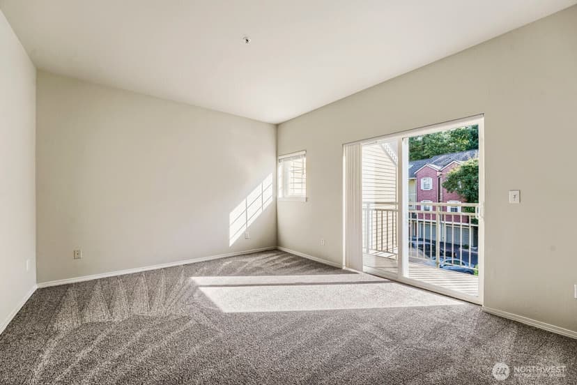 Property photo for 1800 NE 40th Street #F3, Renton photo 12