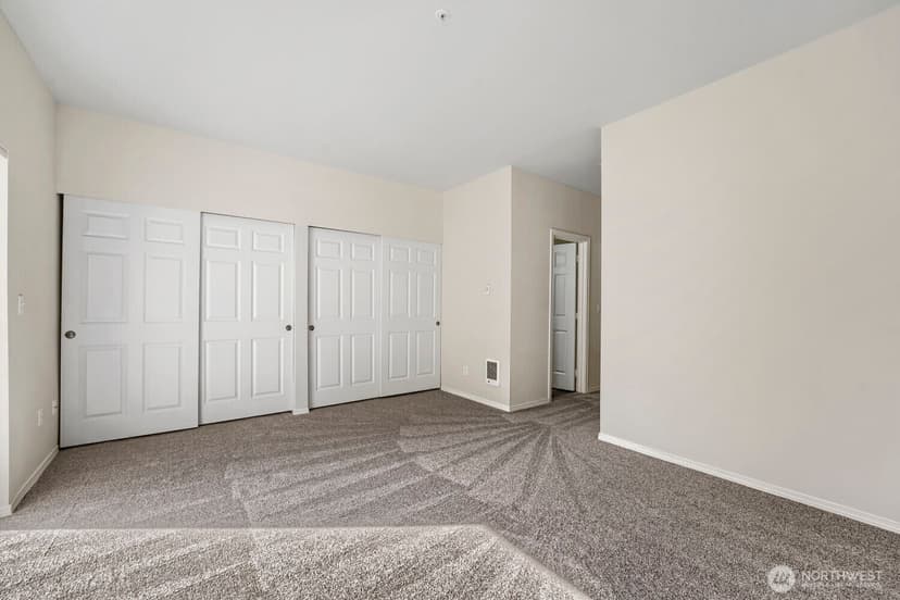 Property photo for 1800 NE 40th Street #F3, Renton photo 11