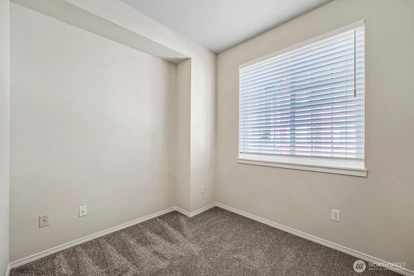 Property photo for 1800 NE 40th Street #F3, Renton photo 9