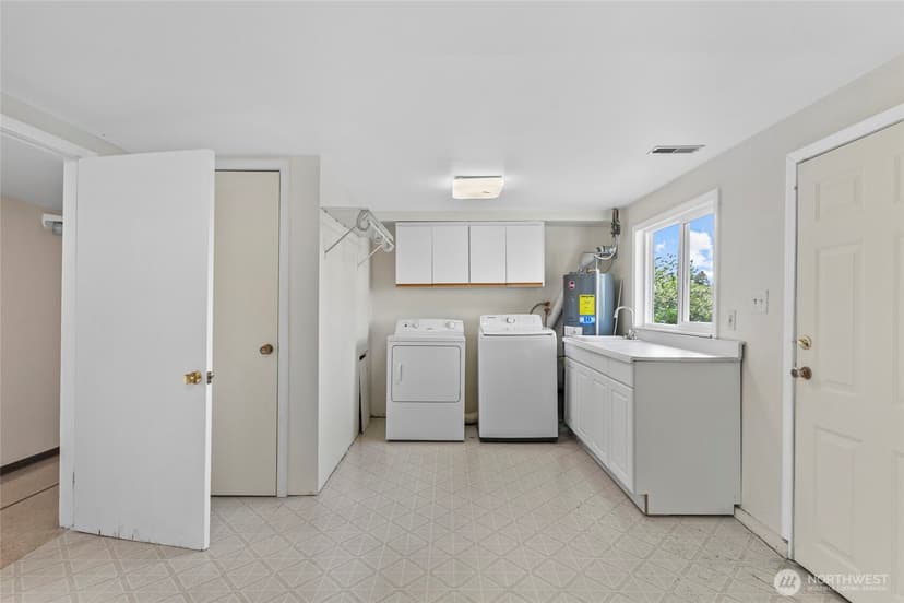 Property photo for 14508 SE 50th Street, Bellevue photo 29