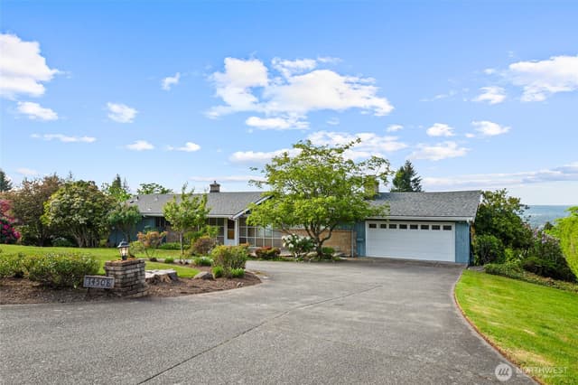 Property photo for 14508 SE 50th Street, Bellevue photo 2