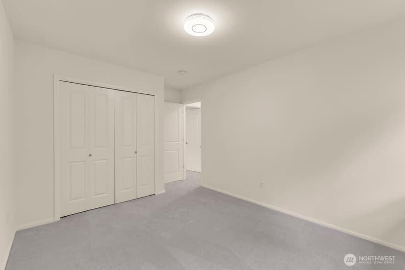 Property photo for 23004 12th Drive SE, Bothell photo 32