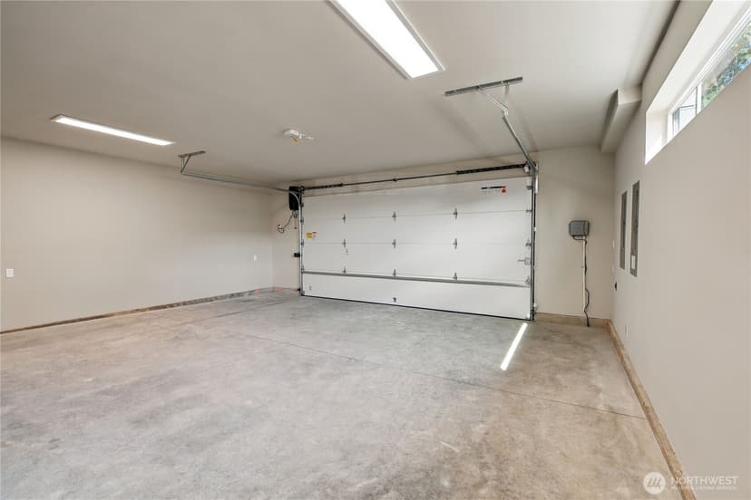 Property photo for 542 N 104th Street, Seattle photo 38