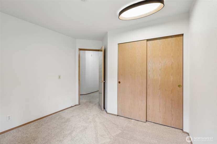 Property photo for 15617 NE 70th Court #D109, Redmond photo 21