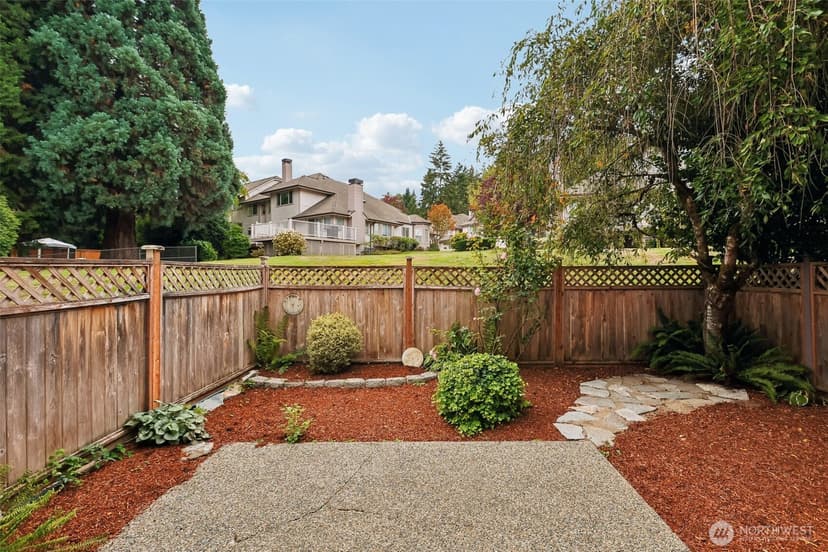 Property photo for 15617 NE 70th Court #D109, Redmond photo 24