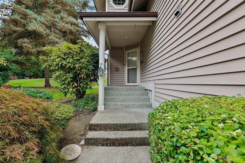Property photo for 15617 NE 70th Court #D109, Redmond photo 2