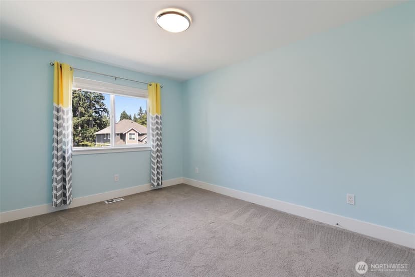 Property photo for 4913 NE 1st Street, Renton photo 25