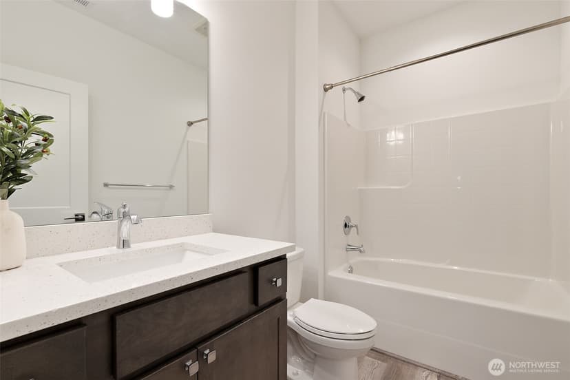 Property photo for 4913 NE 1st Street, Renton photo 18
