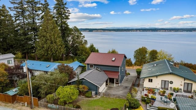 Property photo for 3772 Bells Beach Road, Langley photo 3