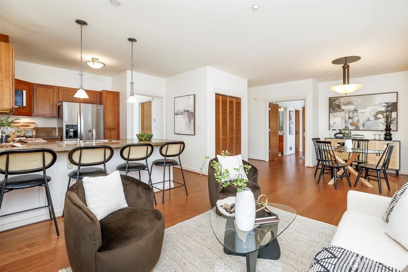 Property photo for 6015 Phinney Avenue N #409, Seattle photo 7