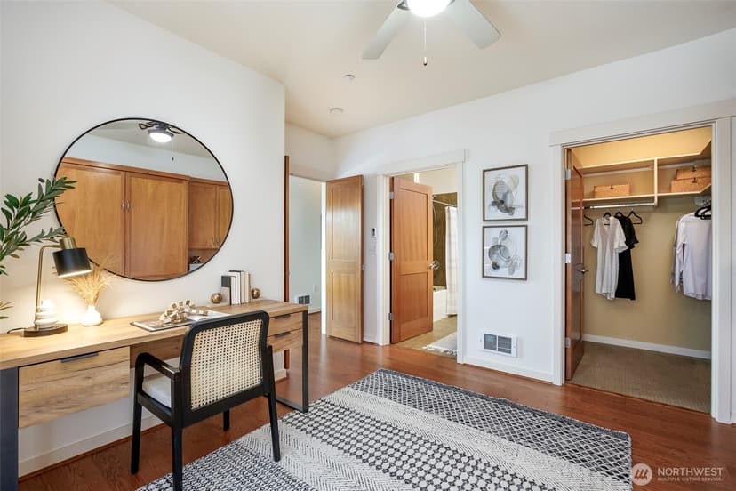 Property photo for 6015 Phinney Avenue N #409, Seattle photo 14