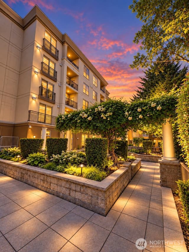 Property photo for 118 107th Avenue NE #B403, Bellevue
