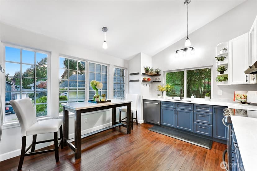 Property photo for 14032 110th Place NE, Kirkland photo 6