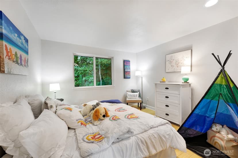 Property photo for 14032 110th Place NE, Kirkland photo 17