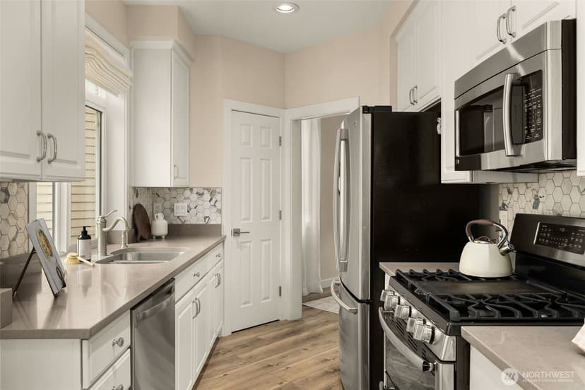 Property photo for 4234 249th Court SE, Sammamish photo 32