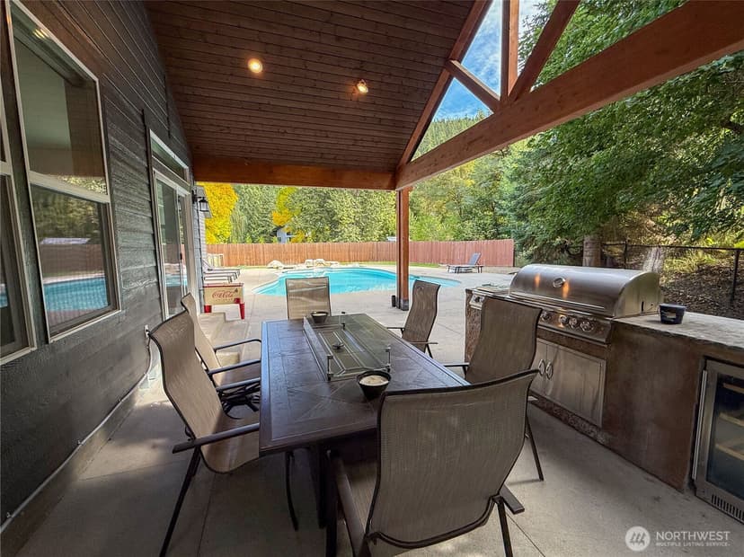 Property photo for 9567 East Leavenworth Road, Leavenworth photo 8
