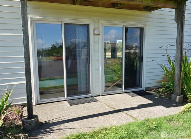 Property photo for 615 Ocean Shores Boulevard NW #124, Ocean Shores photo 3
