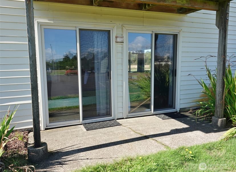 Property photo for 615 Ocean Shores Boulevard NW #124, Ocean Shores photo 3