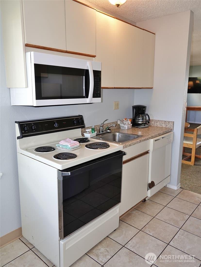 Property photo for 615 Ocean Shores Boulevard NW #124, Ocean Shores photo 13