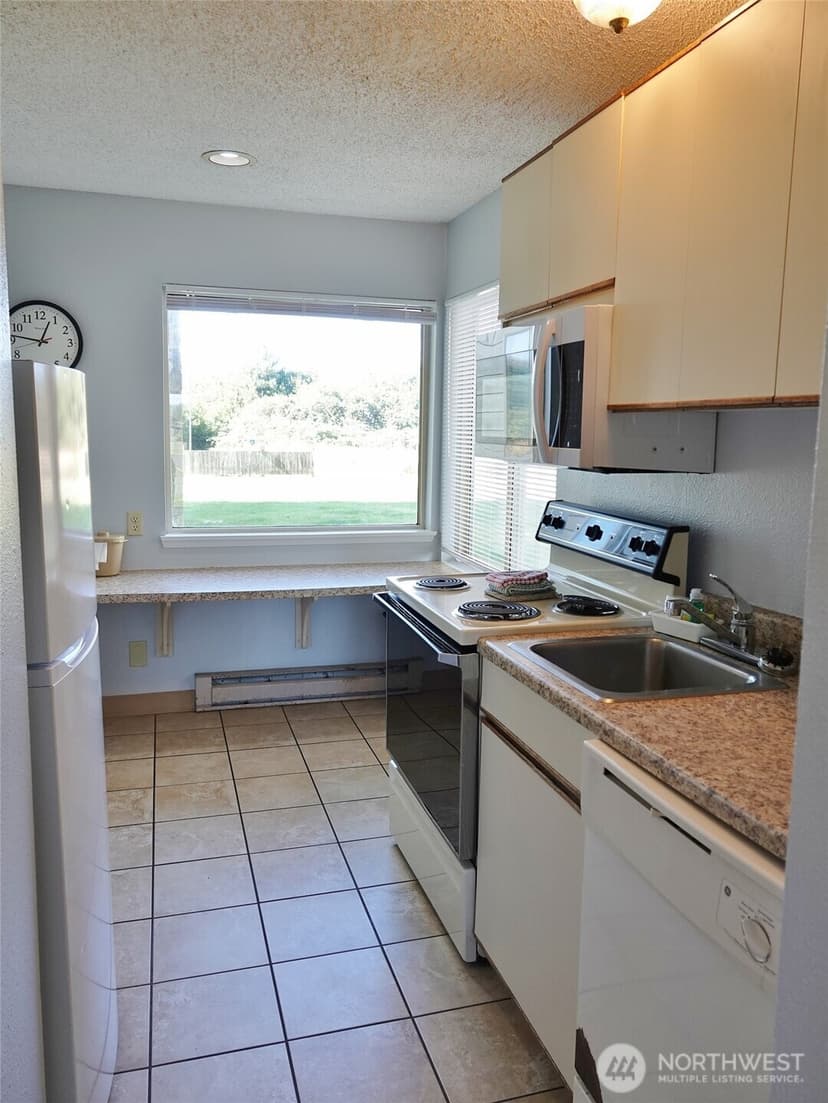 Property photo for 615 Ocean Shores Boulevard NW #124, Ocean Shores photo 12