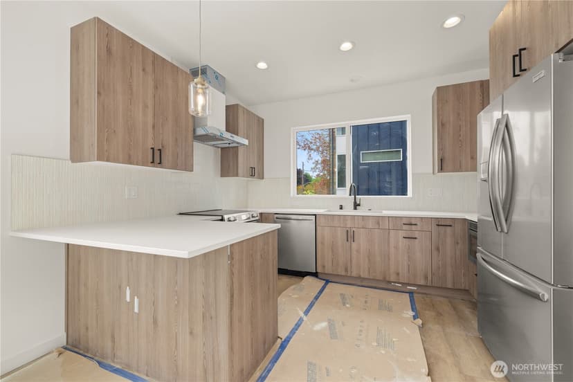 Property photo for 4701 C Wallingford Avenue N, Seattle photo 9