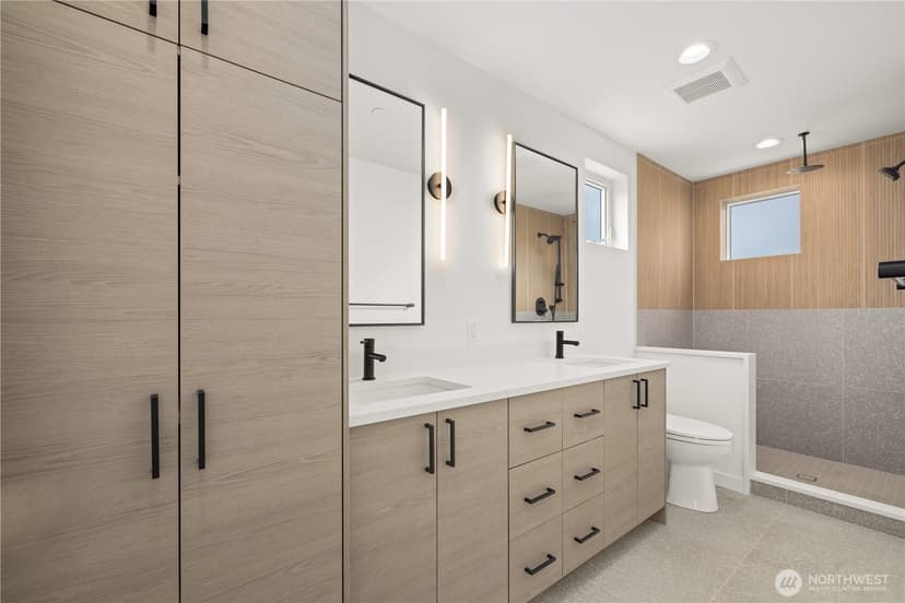 Property photo for 4701 C Wallingford Avenue N, Seattle photo 16