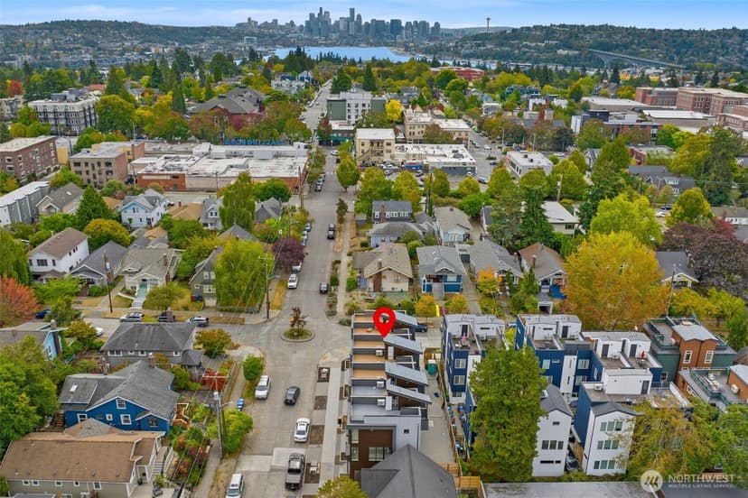 Property photo for 4701 C Wallingford Avenue N, Seattle photo 29