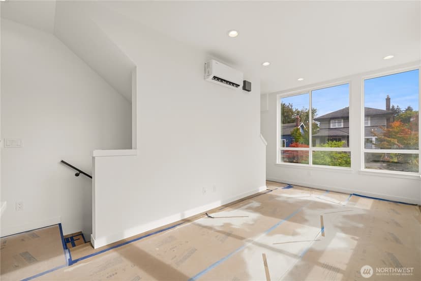 Property photo for 4701 C Wallingford Avenue N, Seattle photo 11