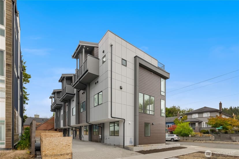 Property photo for 4701 C Wallingford Avenue N, Seattle photo 27