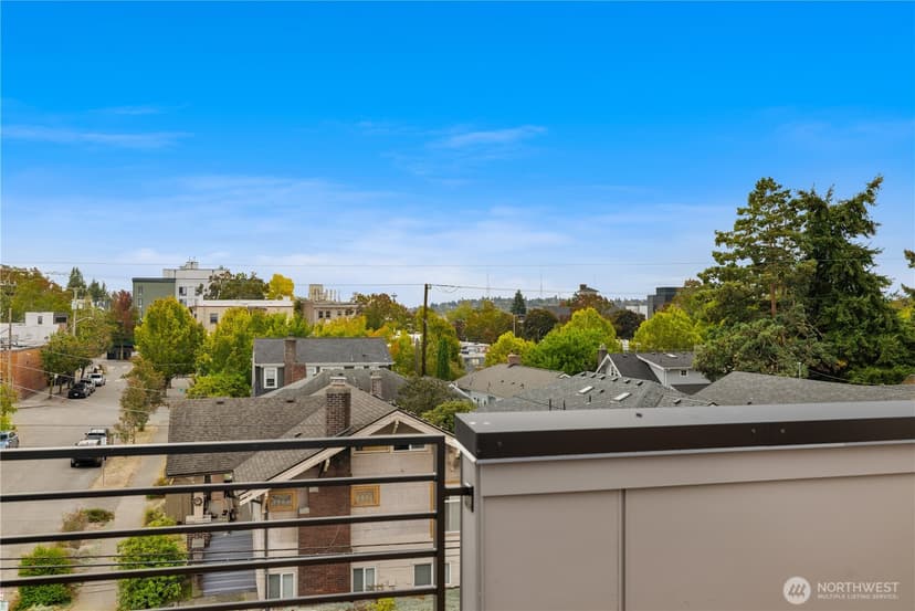 Property photo for 4701 C Wallingford Avenue N, Seattle photo 25