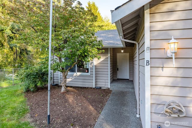 Property photo for 17007 W Lake Goodwin Road, Stanwood photo 5
