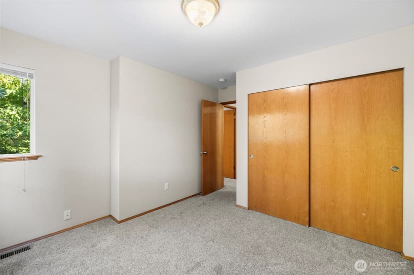 Property photo for 17007 W Lake Goodwin Road, Stanwood photo 13