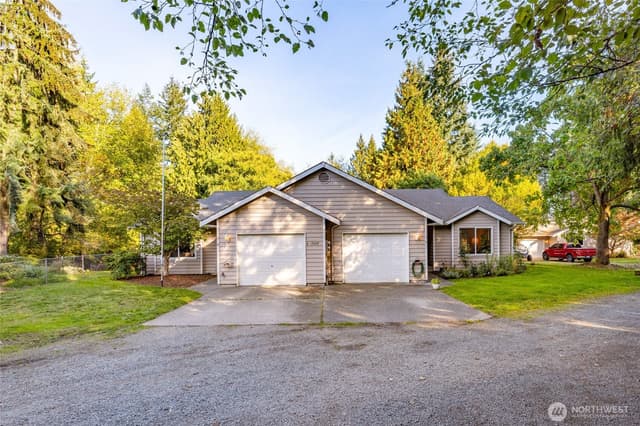 Property photo for 17007 W Lake Goodwin Road, Stanwood photo 2