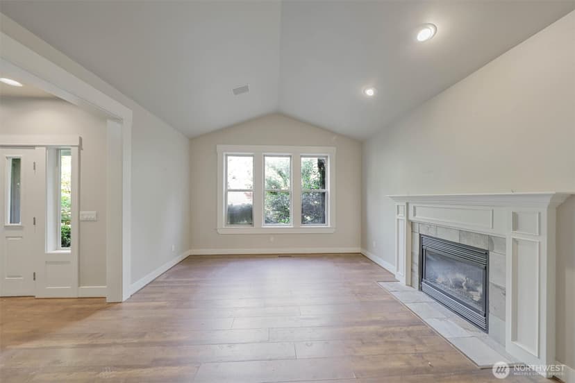 Property photo for 18301 62nd Street E, Bonney Lake photo 12
