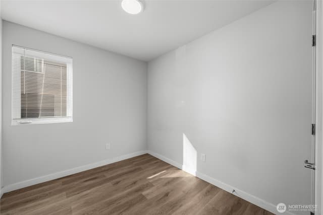 Property photo for 9462 SW 20th Avenue SW, Seattle photo 5