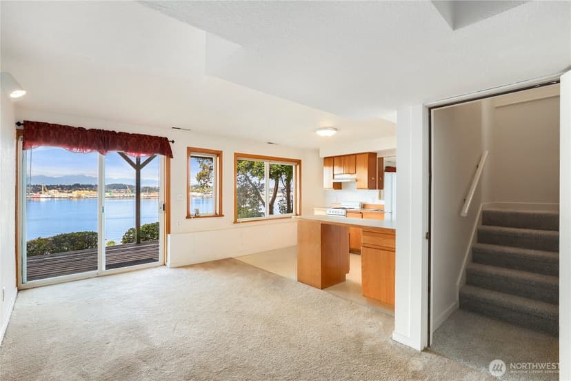Property photo for 428 Farragut Avenue N, Port Orchard photo 25