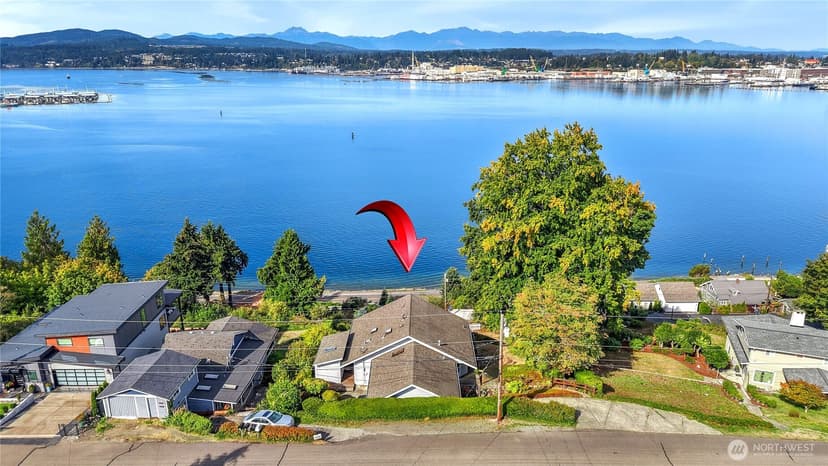 Property photo for 428 Farragut Avenue N, Port Orchard photo 37