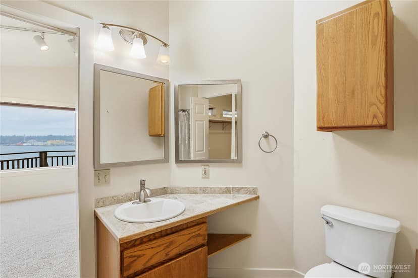 Property photo for 428 Farragut Avenue N, Port Orchard photo 17