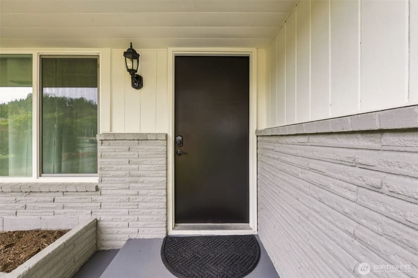 Property photo for 325 SE Andrews Street, Issaquah photo 17