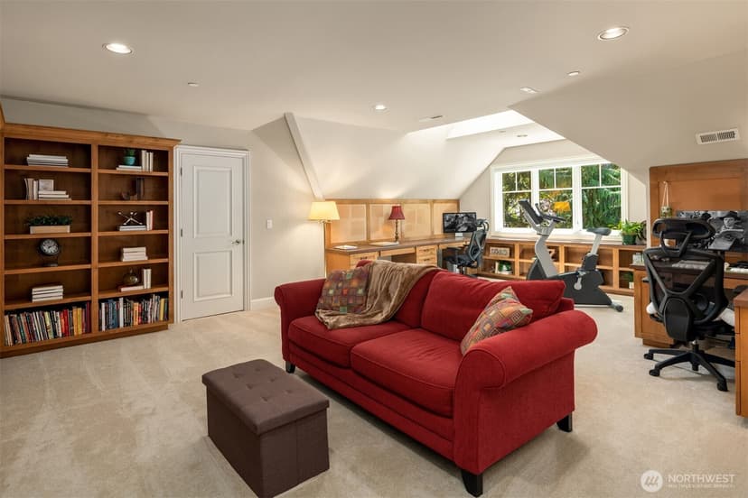 Property photo for 13266 NE 47th Street, Bellevue photo 31