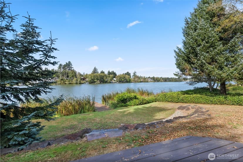 Property photo for 748 Kingfisher Court SE, Ocean Shores photo 34