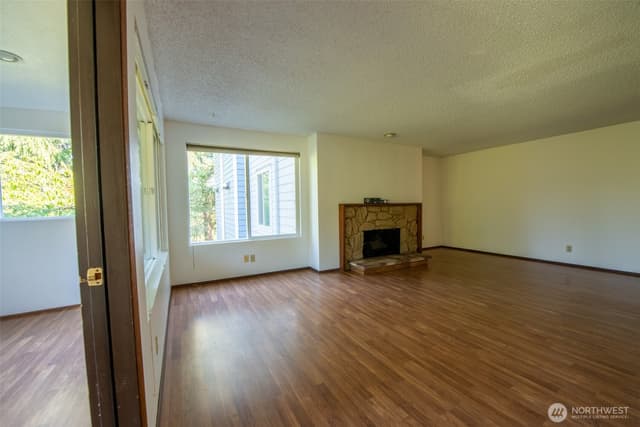 Property photo for 17417 Ashworth Avenue N #303, Shoreline photo 3