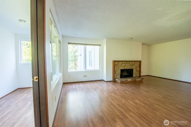 Property photo for 17417 Ashworth Avenue N #303, Shoreline photo 4