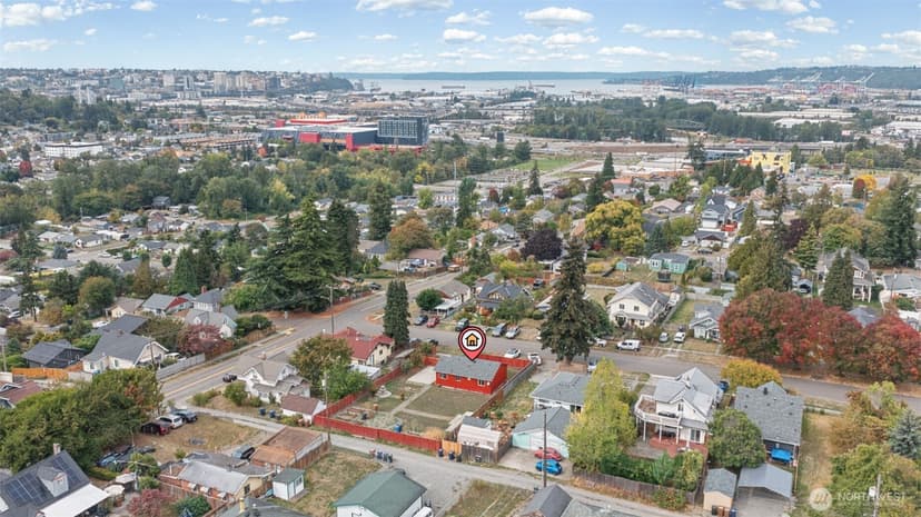 Property photo for 2210 E Harrison Street, Tacoma photo 15