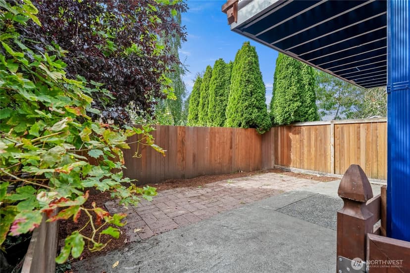 Property photo for 10007 20th Avenue SW, Seattle photo 8