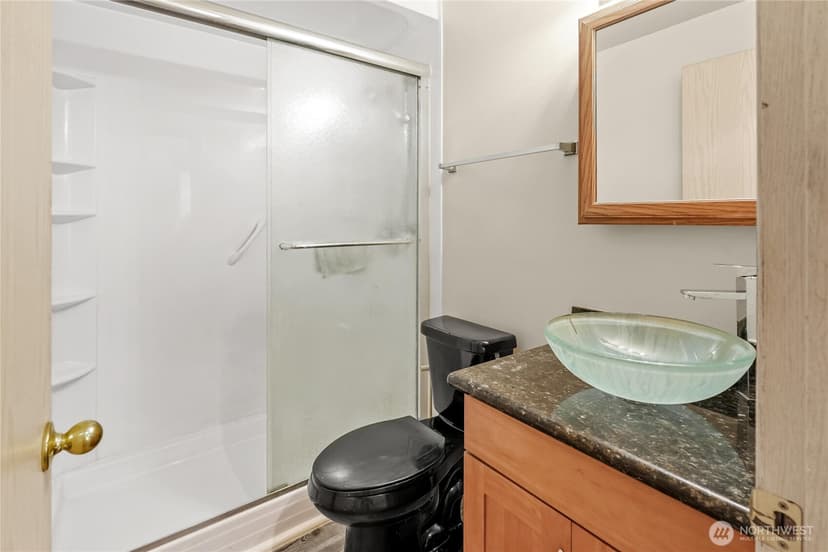 Property photo for 10007 20th Avenue SW, Seattle photo 14