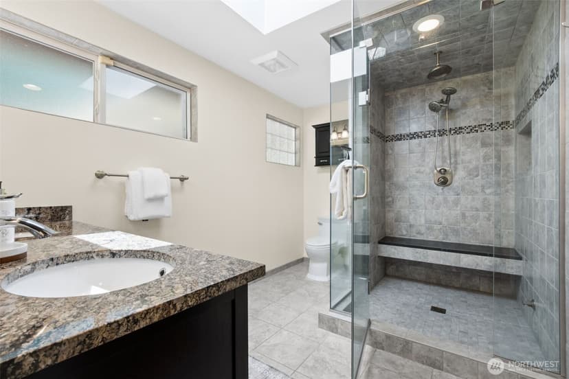 Property photo for 26428 SE 172 Street, Issaquah photo 17