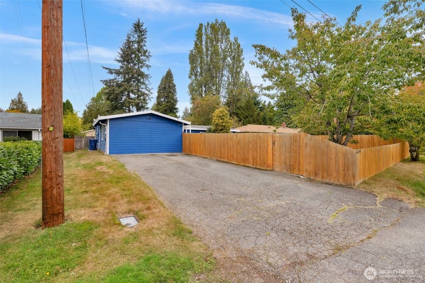 Property photo for 4209 191st Street SW, Lynnwood photo 28