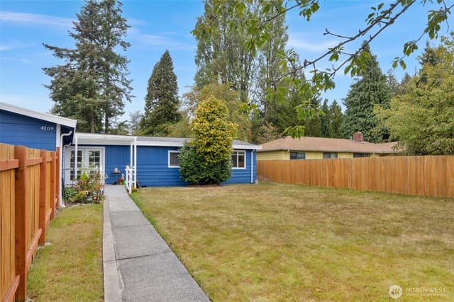 Property photo for 4209 191st Street SW, Lynnwood photo 2
